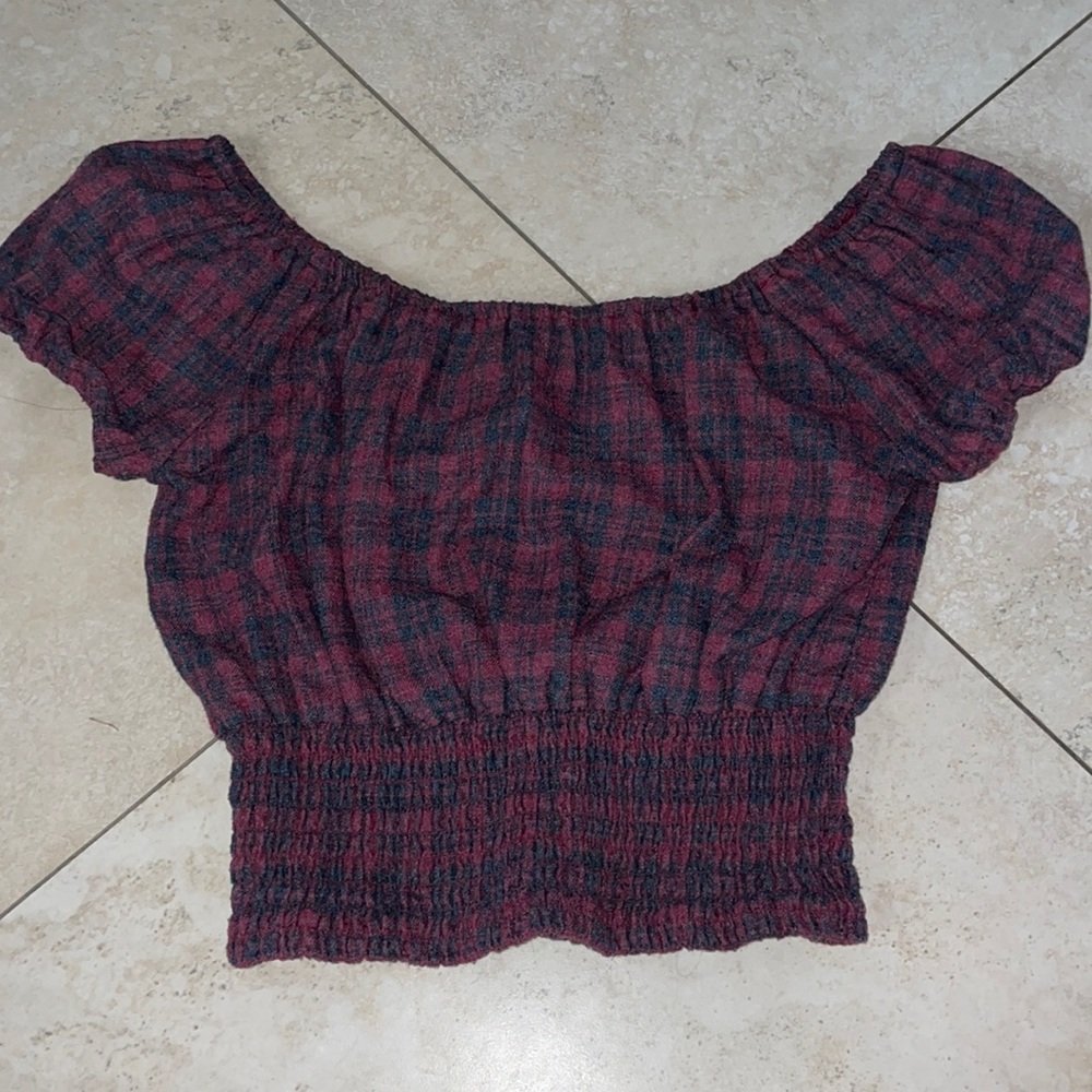 Aeropostale red and white checkered crop top
